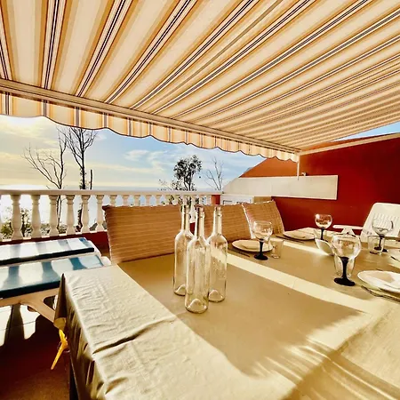 Appartement Colonial Cliffs *